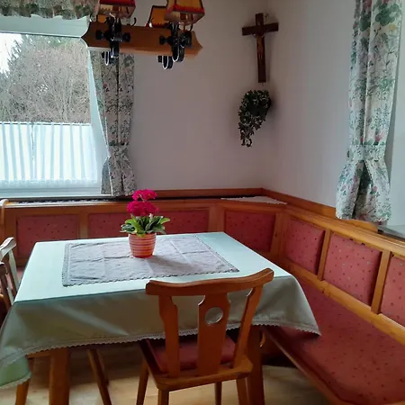 Haus Ybbstalblick 公寓 *